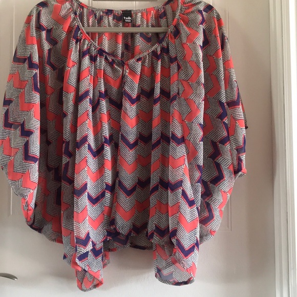 Simons Twik sheer top - Picture 2 of 3